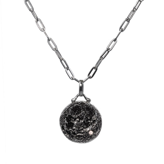 MOON ( MOISSANITE ) WITH CHAIN