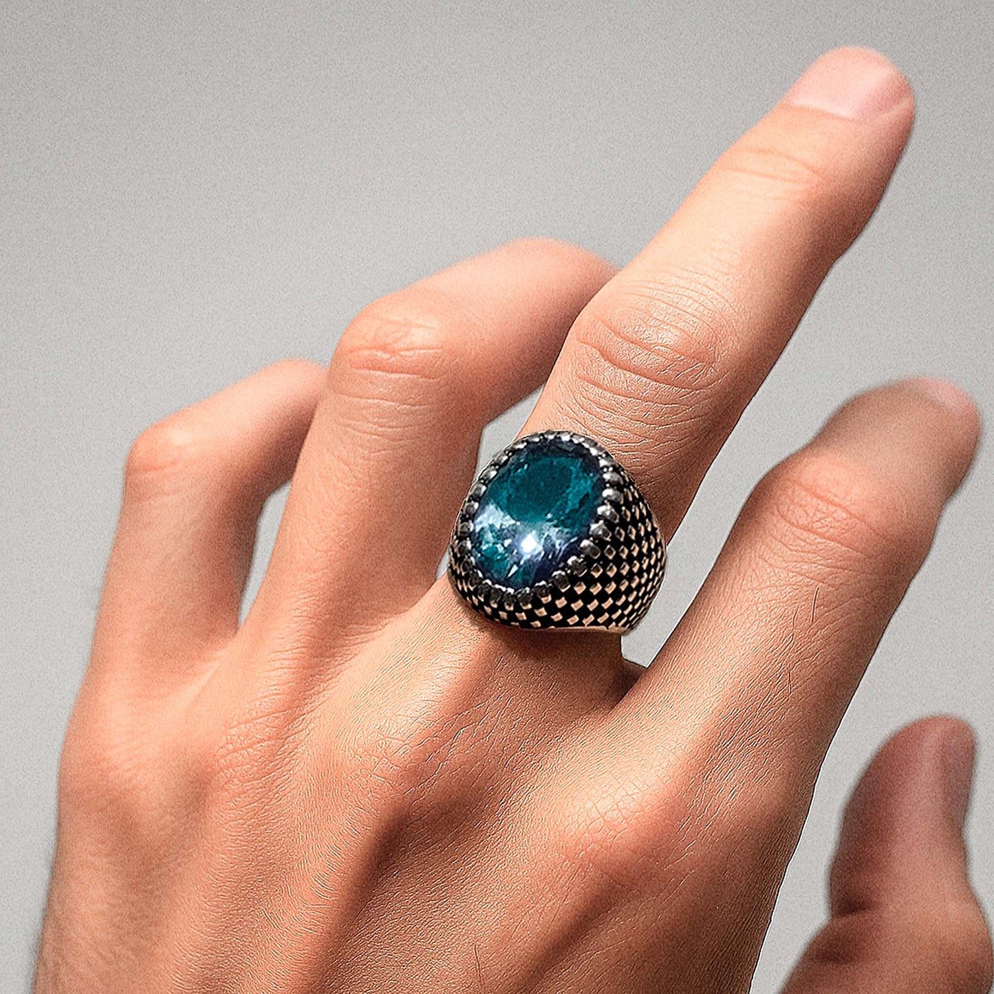 CASTLE RING      (AQUAMARINE)
