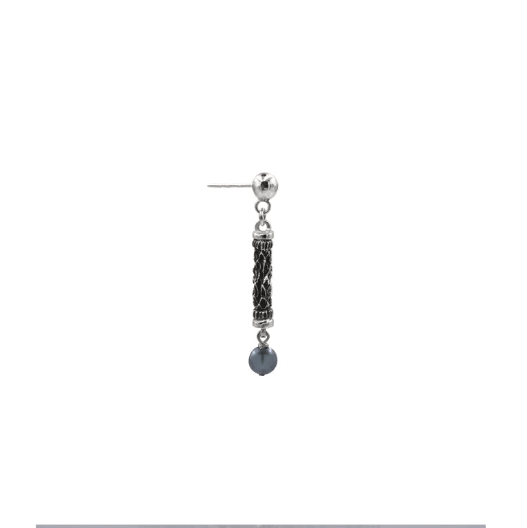 LAURUS EARRING GRAY PEARL