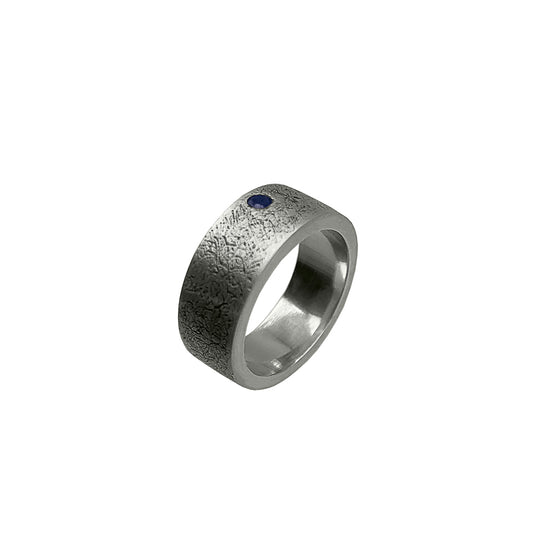 RUSTIC SAPPHIRE BAND ( SILVER )